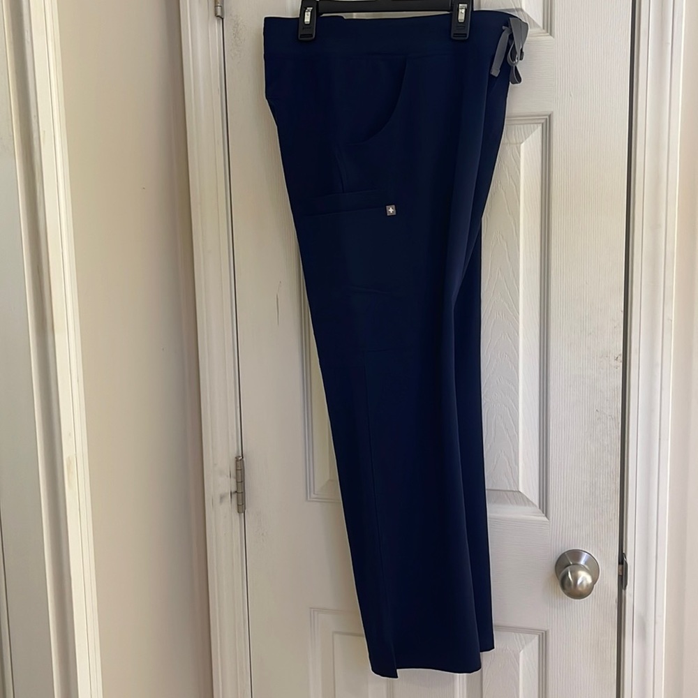 Figs Cargo Scrub Pants